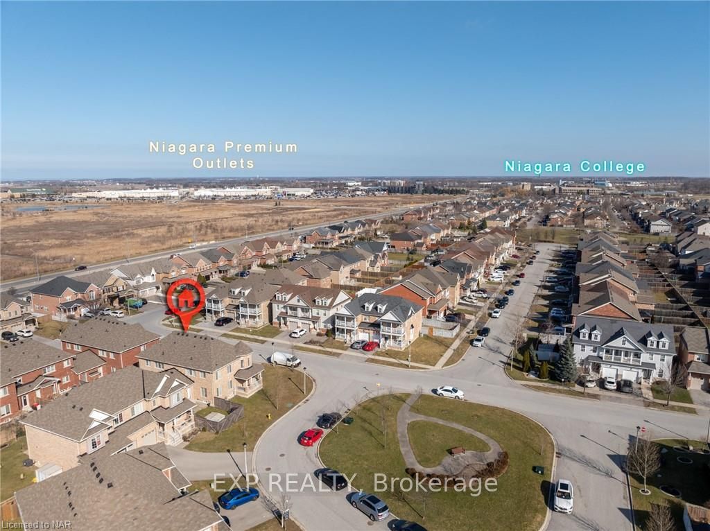 Photo 44 of 198 Wright Crescent, St. Catharines, Burleigh Hill — HOMEH