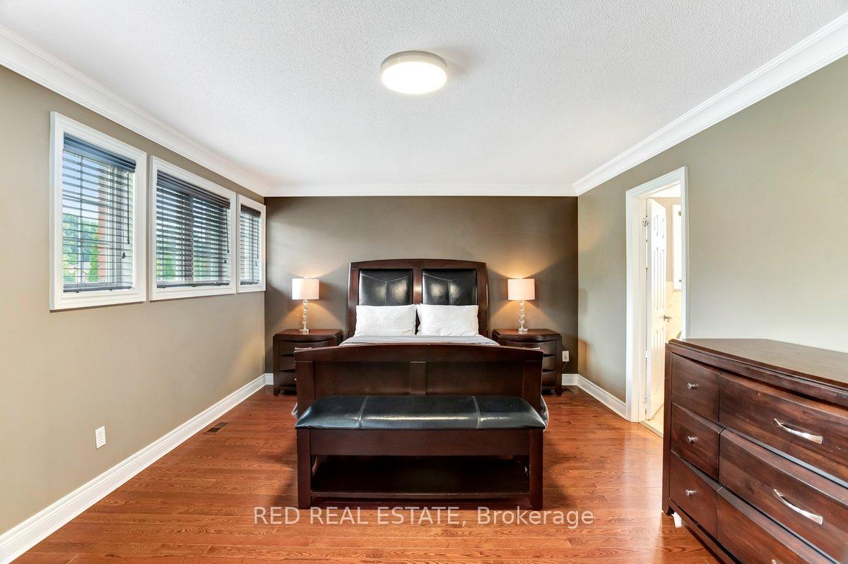 Photo 13 of 75 Ruffet Drive, Barrie, Edgehill Drive — HOMEH