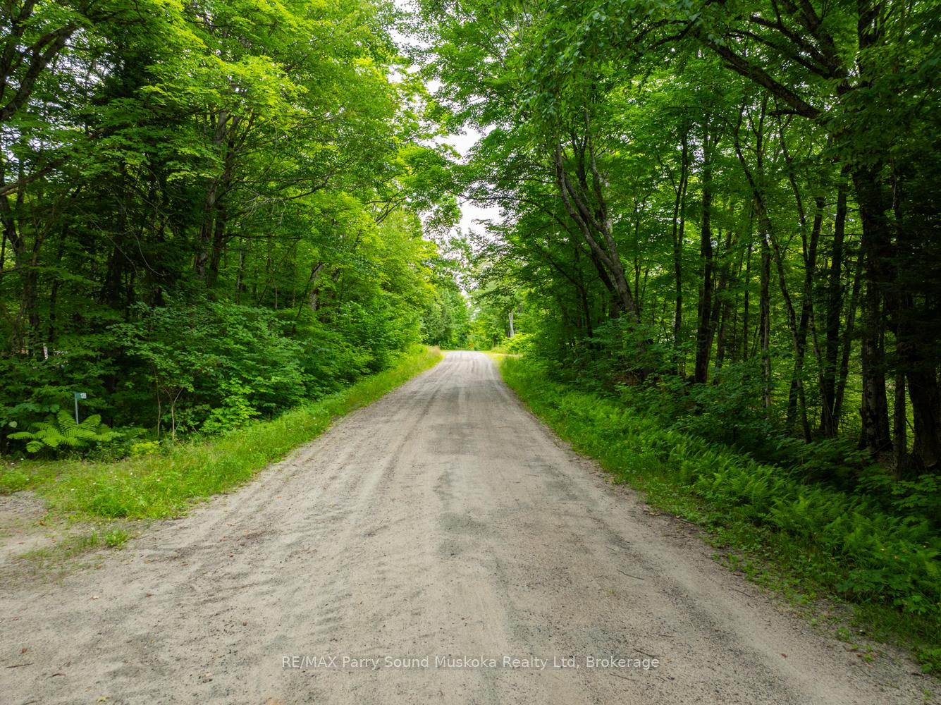 Photo 10 of 131 Moonwing Road, Magnetawan, Ahmic Harbour — HOMEH