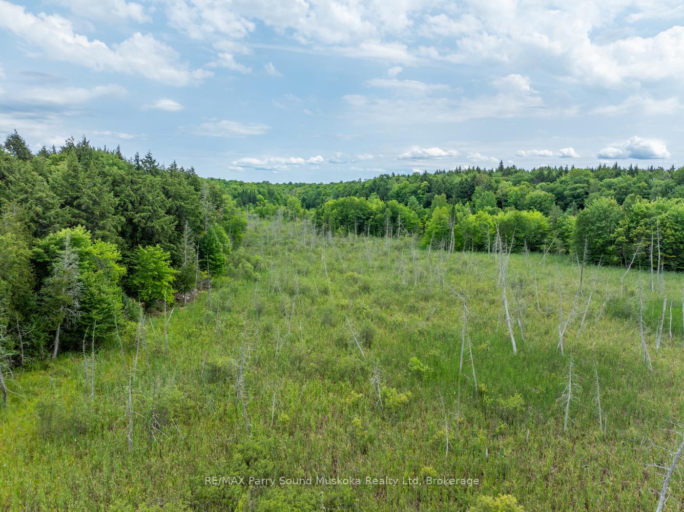 Photo 34 of 131 Moonwing Road, Magnetawan, Ahmic Harbour — HOMEH