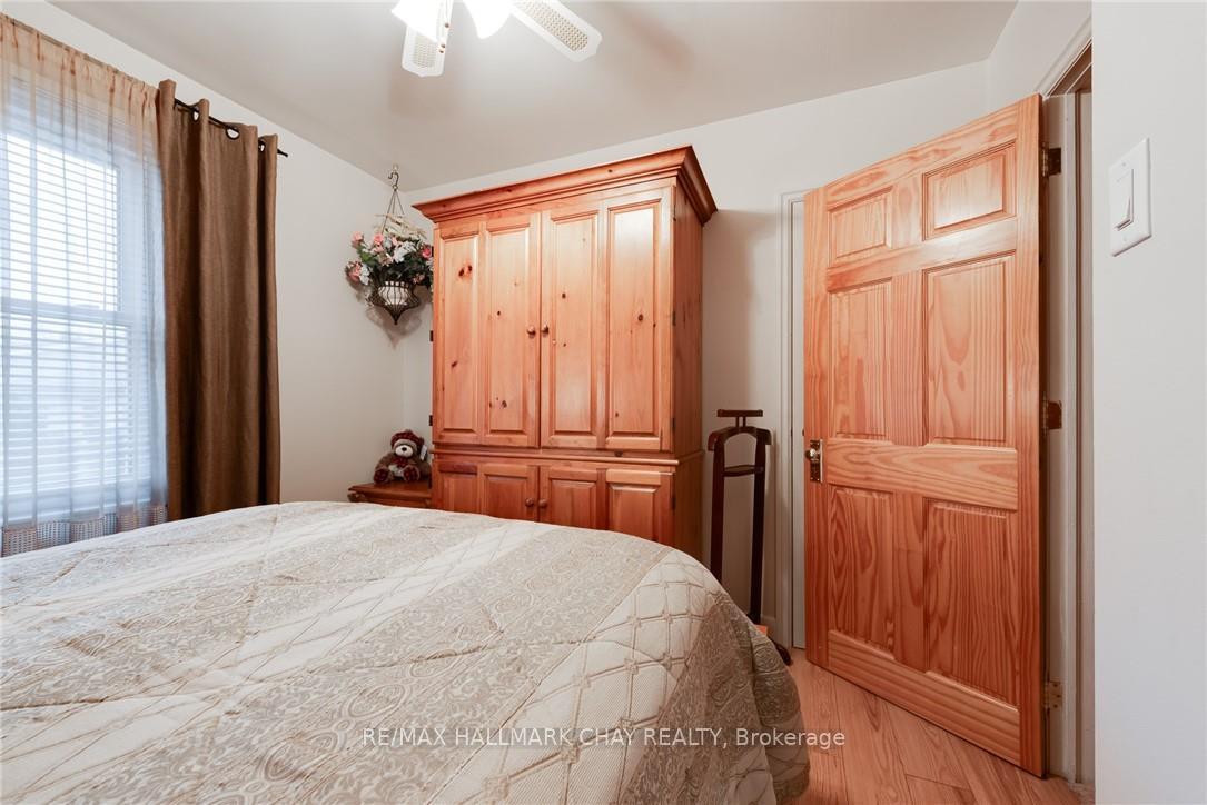 Photo 17 of 7 Seaforth Street, Barrie, Lakeshore — HOMEH