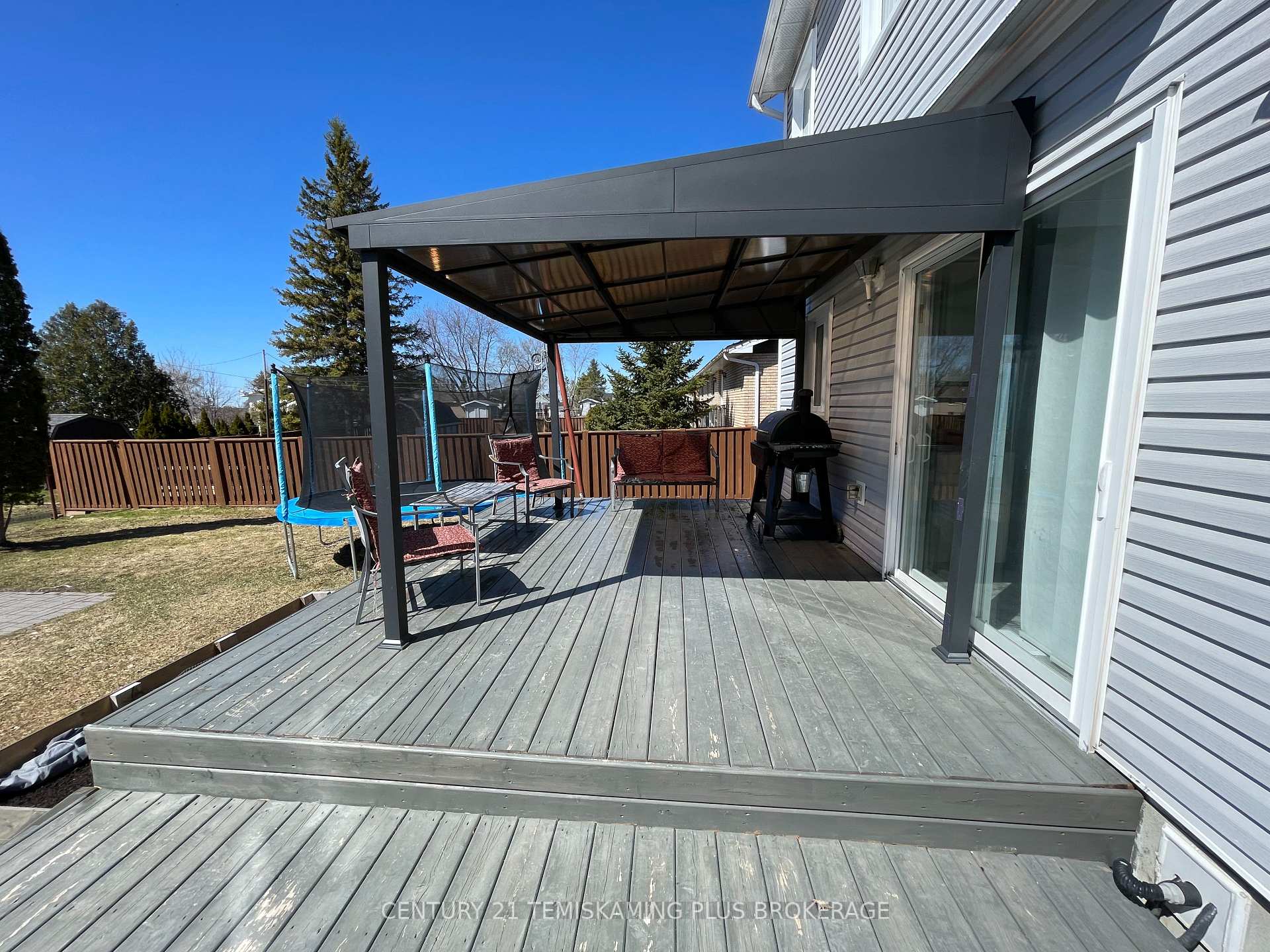 Photo 7 of 32 Tenth Avenue N, Armstrong, Earlton — HOMEH