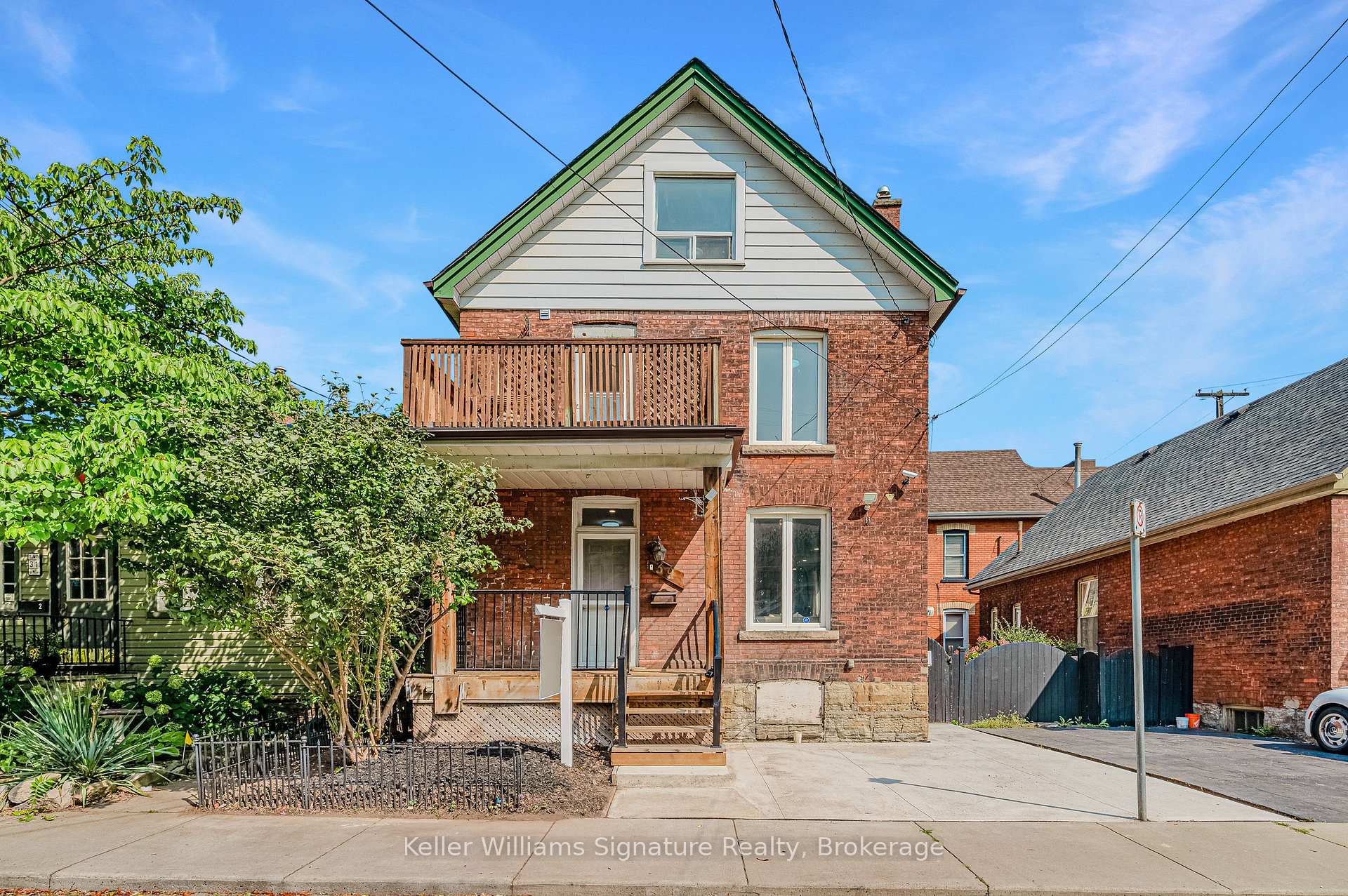 Front of 39 Alanson Street