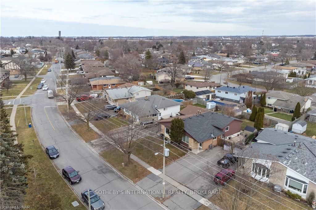 Photo 27 of 98 Dorchester Boulevard, St. Catharines, Carlton/Bunting — HOMEH