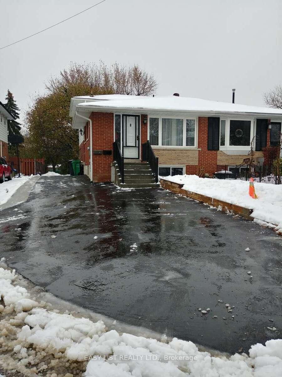 Photo 1 of 7 Mordon Court, Brampton, Madoc — HOMEH