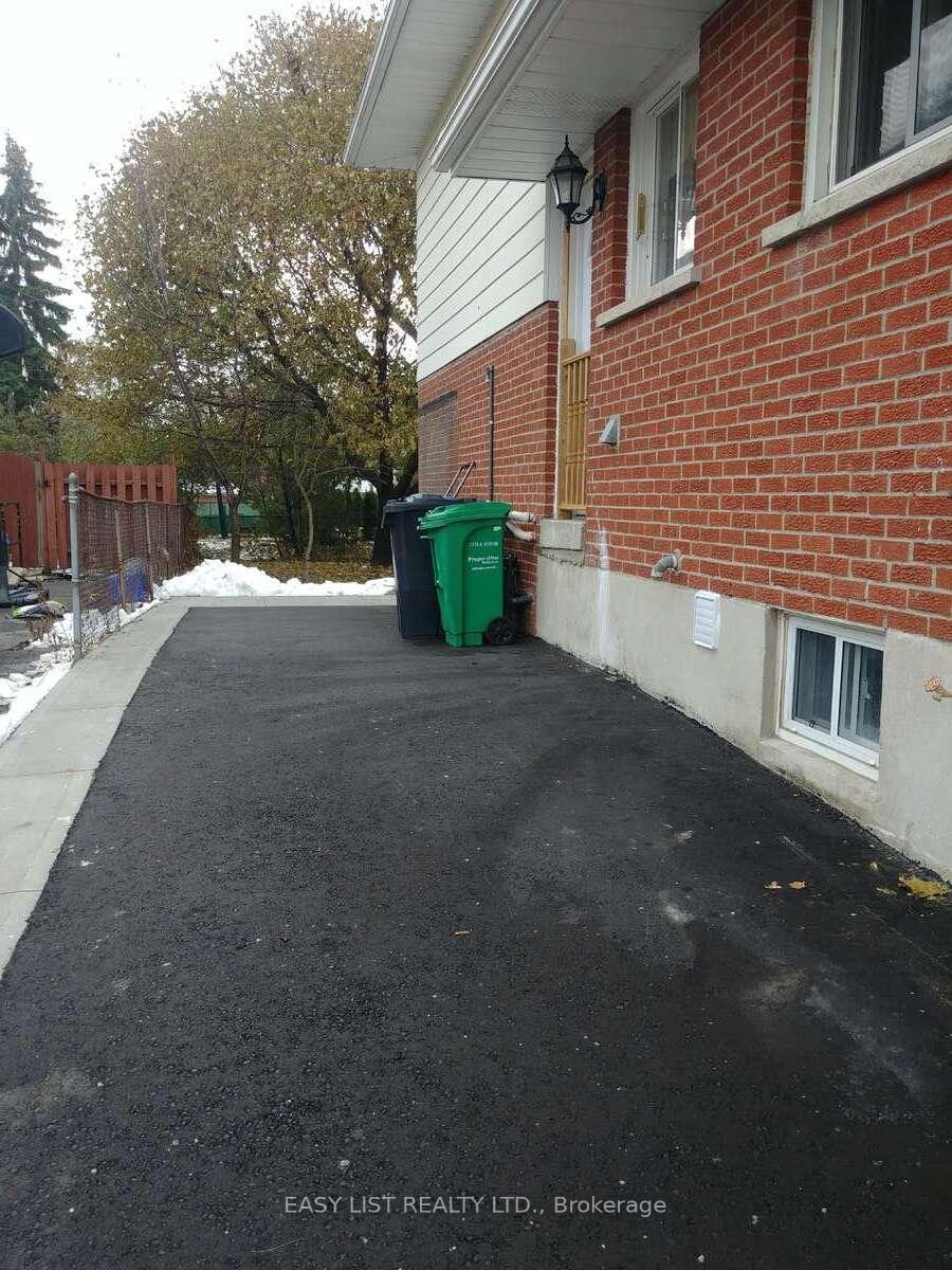 Photo 7 of 7 Mordon Court, Brampton, Madoc — HOMEH
