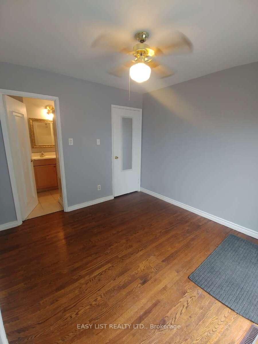 Photo 9 of 7 Mordon Court, Brampton, Madoc — HOMEH