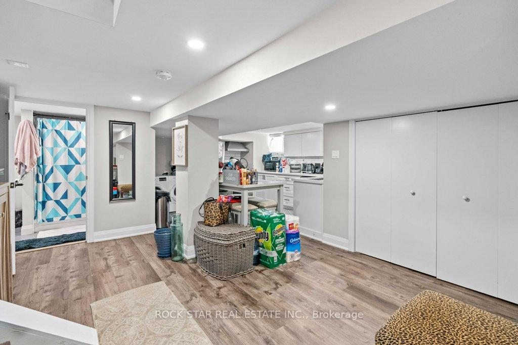 Photo 6 of 20 Holton Avenue S, Hamilton, Gibson — HOMEH