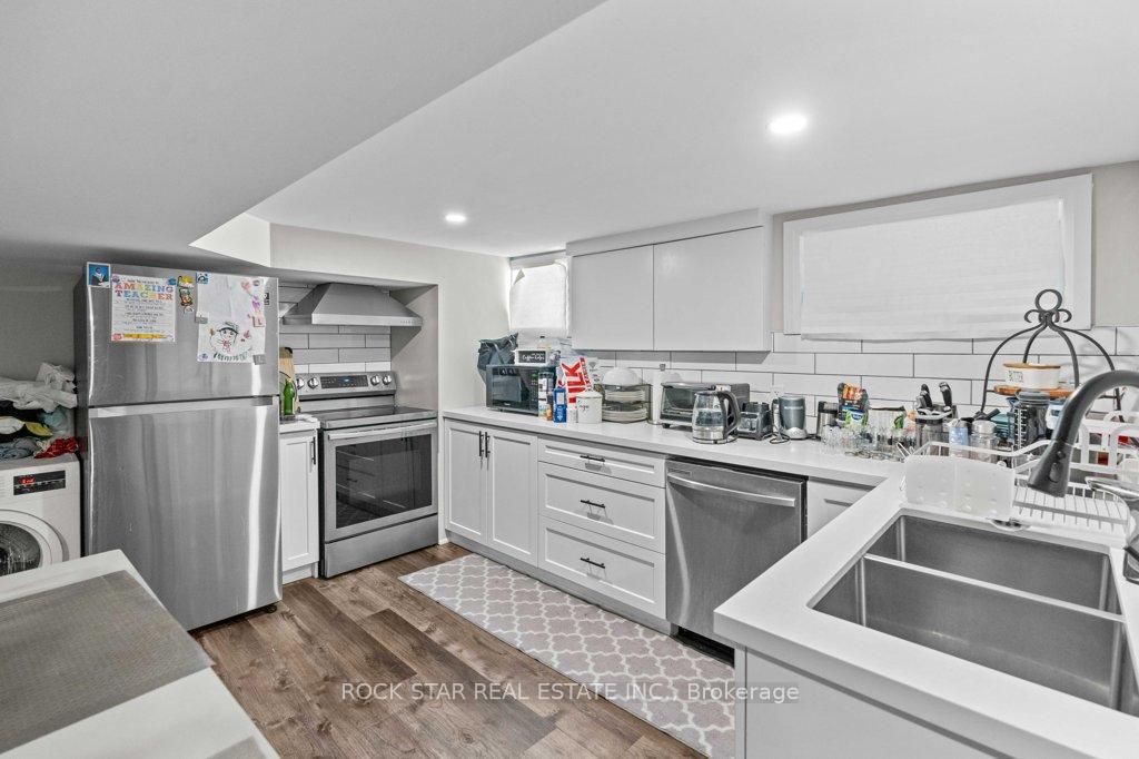 Photo 8 of 20 Holton Avenue S, Hamilton, Gibson — HOMEH