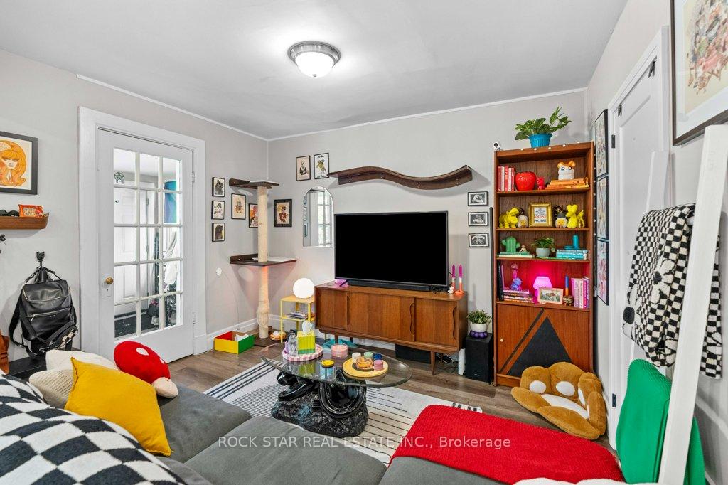 Photo 27 of 20 Holton Avenue S, Hamilton, Gibson — HOMEH