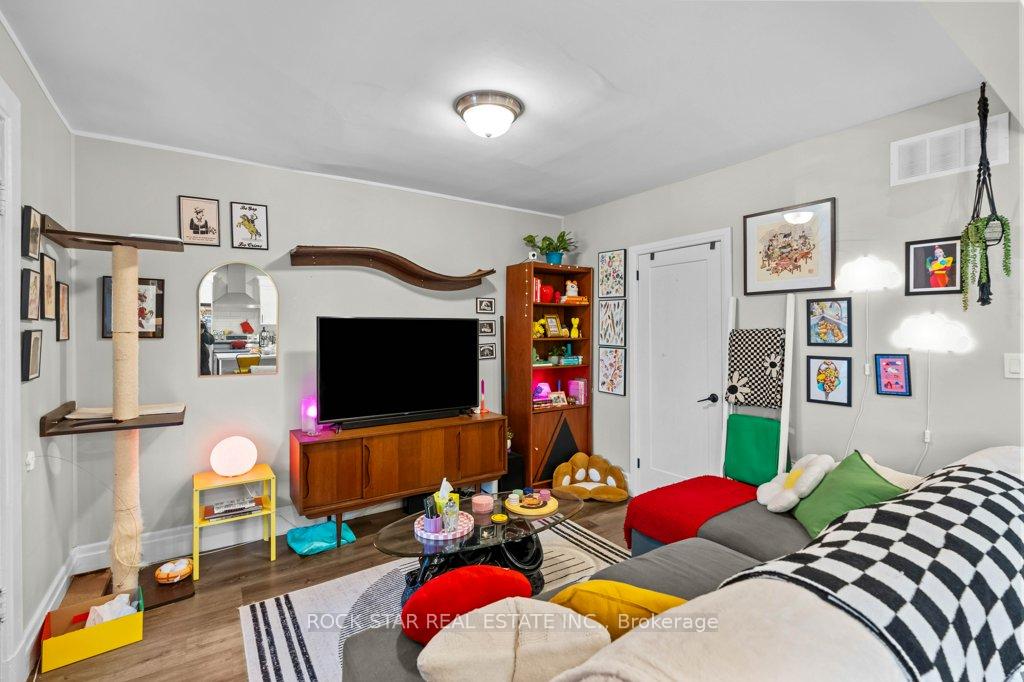 Photo 28 of 20 Holton Avenue S, Hamilton, Gibson — HOMEH