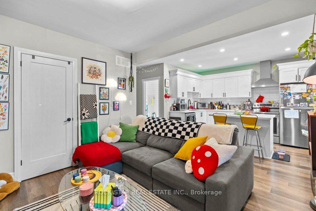 Photo 29 of 20 Holton Avenue S, Hamilton, Gibson — HOMEH