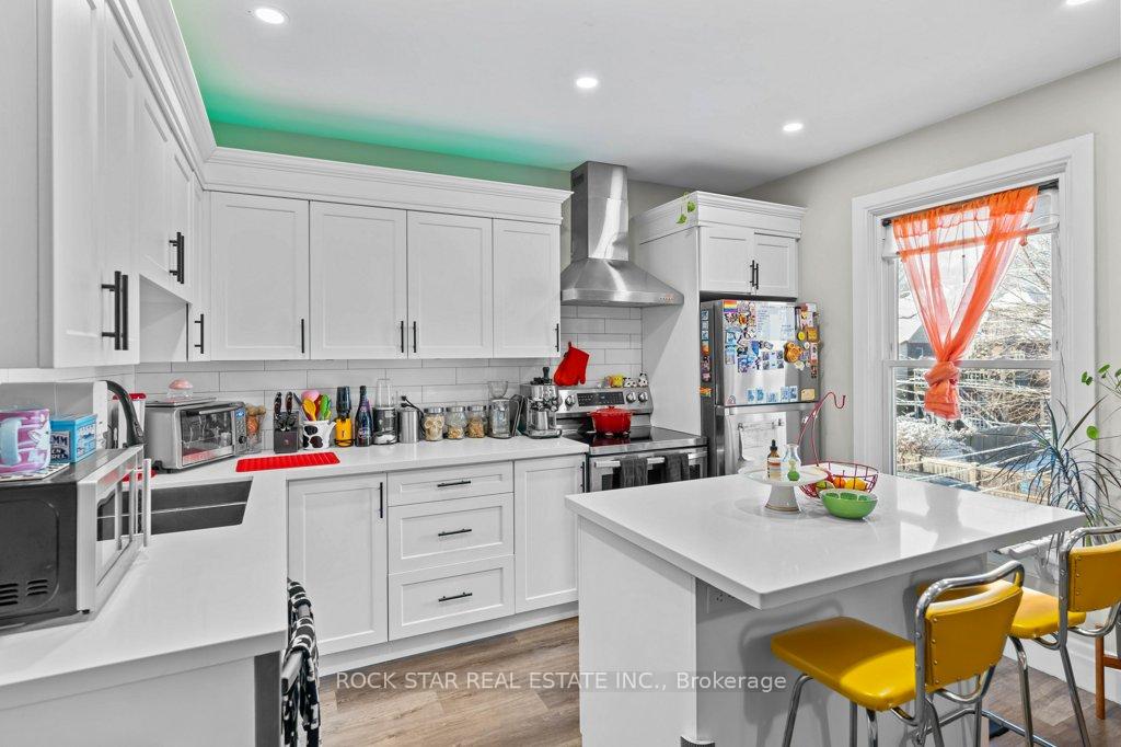 Photo 32 of 20 Holton Avenue S, Hamilton, Gibson — HOMEH