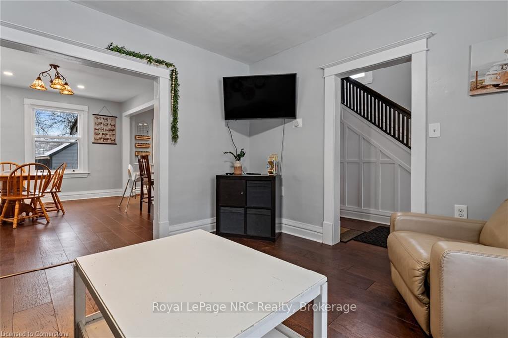 Photo 13 of 80 Maple Street, St. Catharines, Downtown — HOMEH