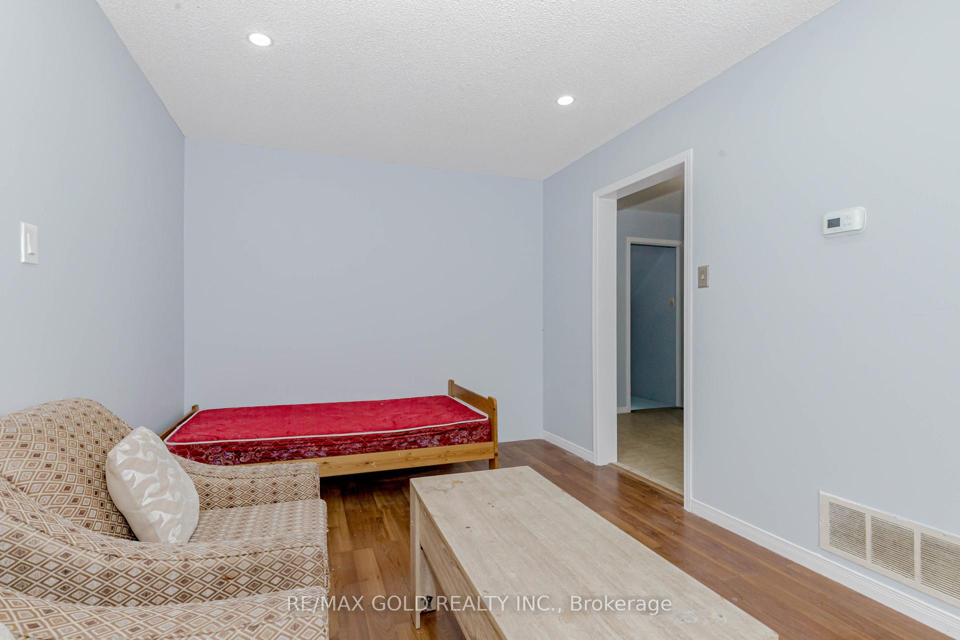 Photo 16 of 91 Tulip Drive, Brampton, Fletcher's Creek South — HOMEH