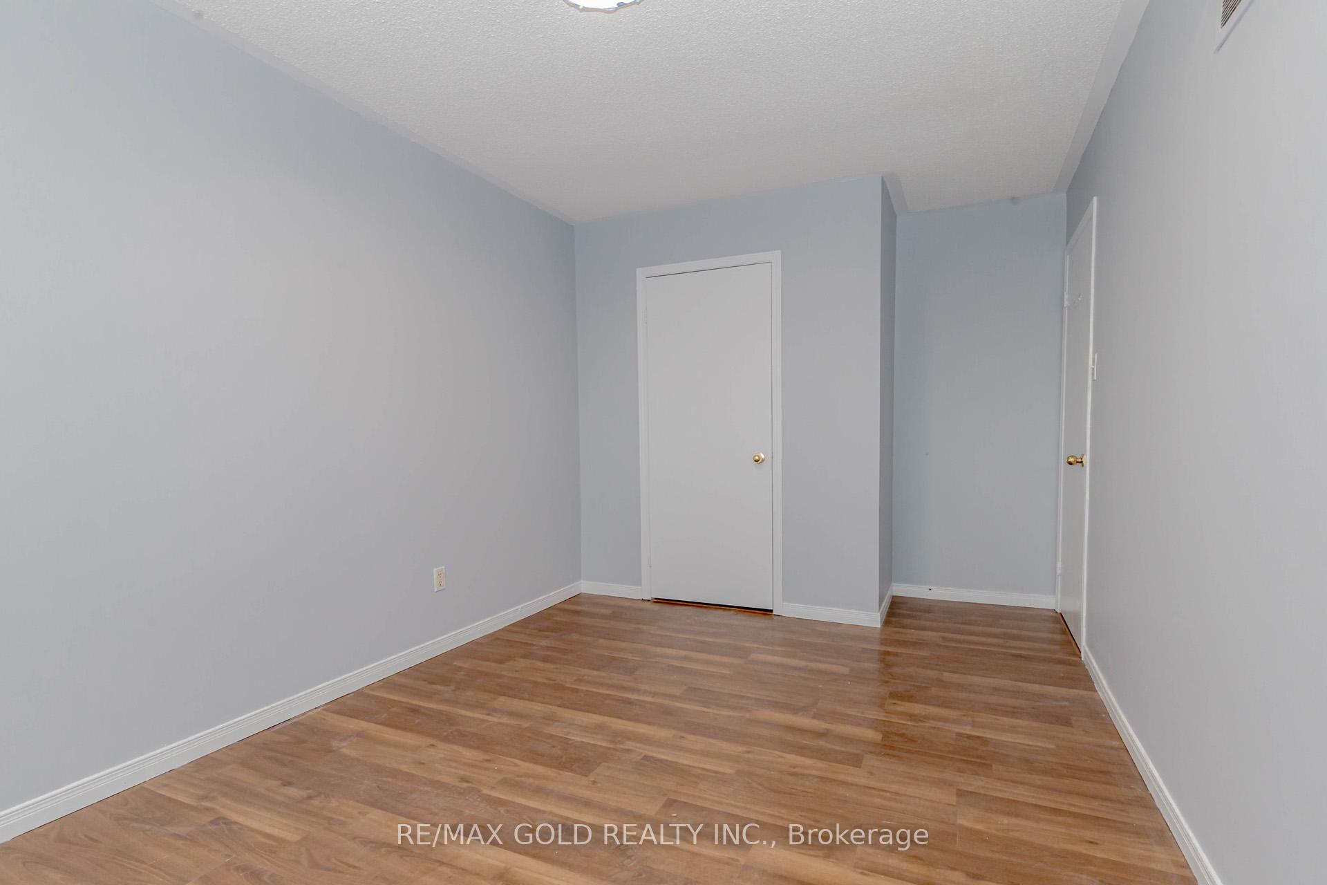 Photo 32 of 91 Tulip Drive, Brampton, Fletcher's Creek South — HOMEH