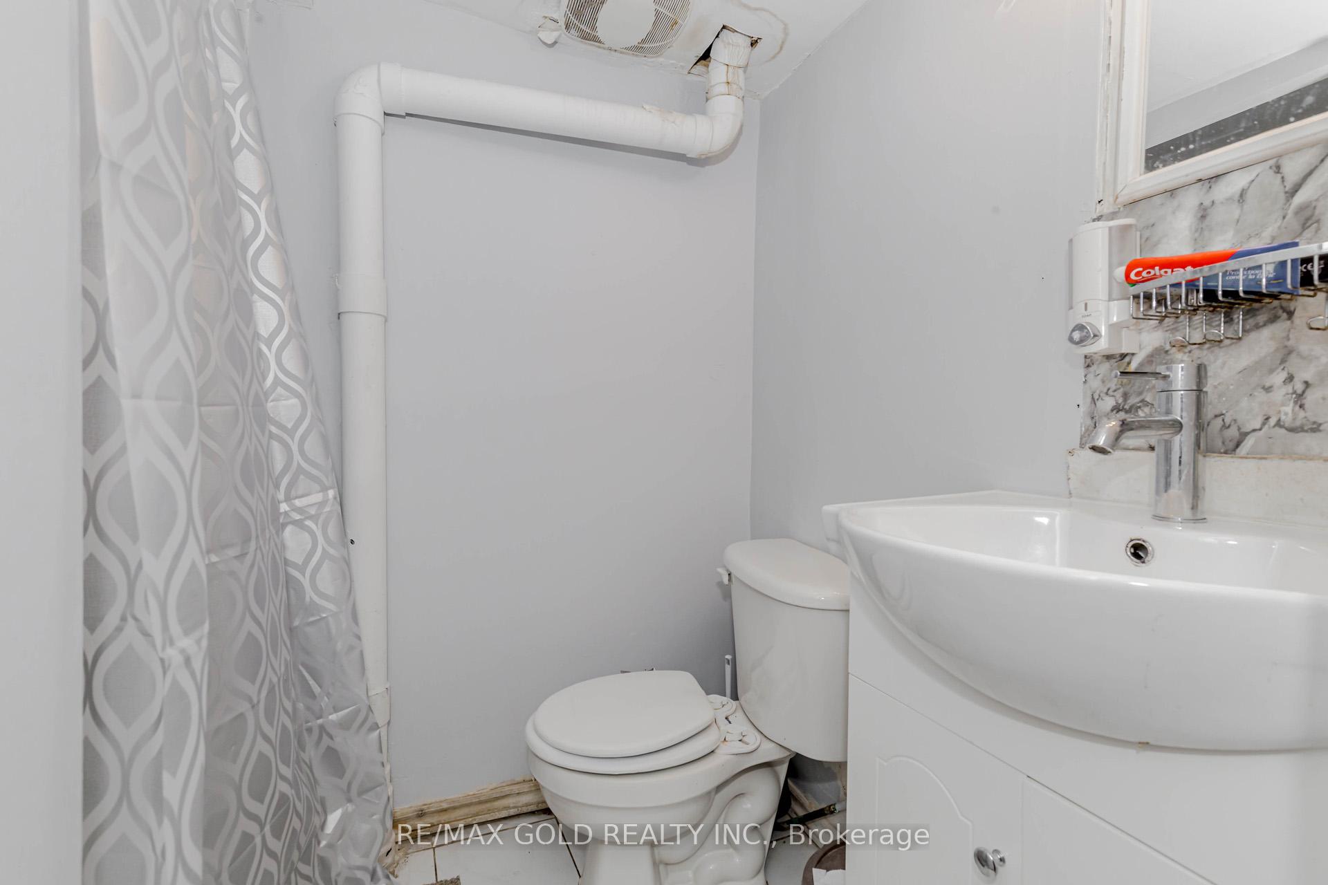 Photo 37 of 91 Tulip Drive, Brampton, Fletcher's Creek South — HOMEH