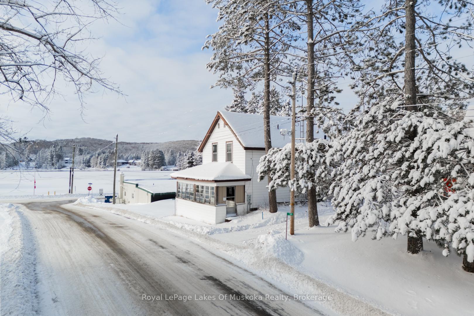 Photo 2 of 12 Rain Lake Road, Kearney — HOMEH