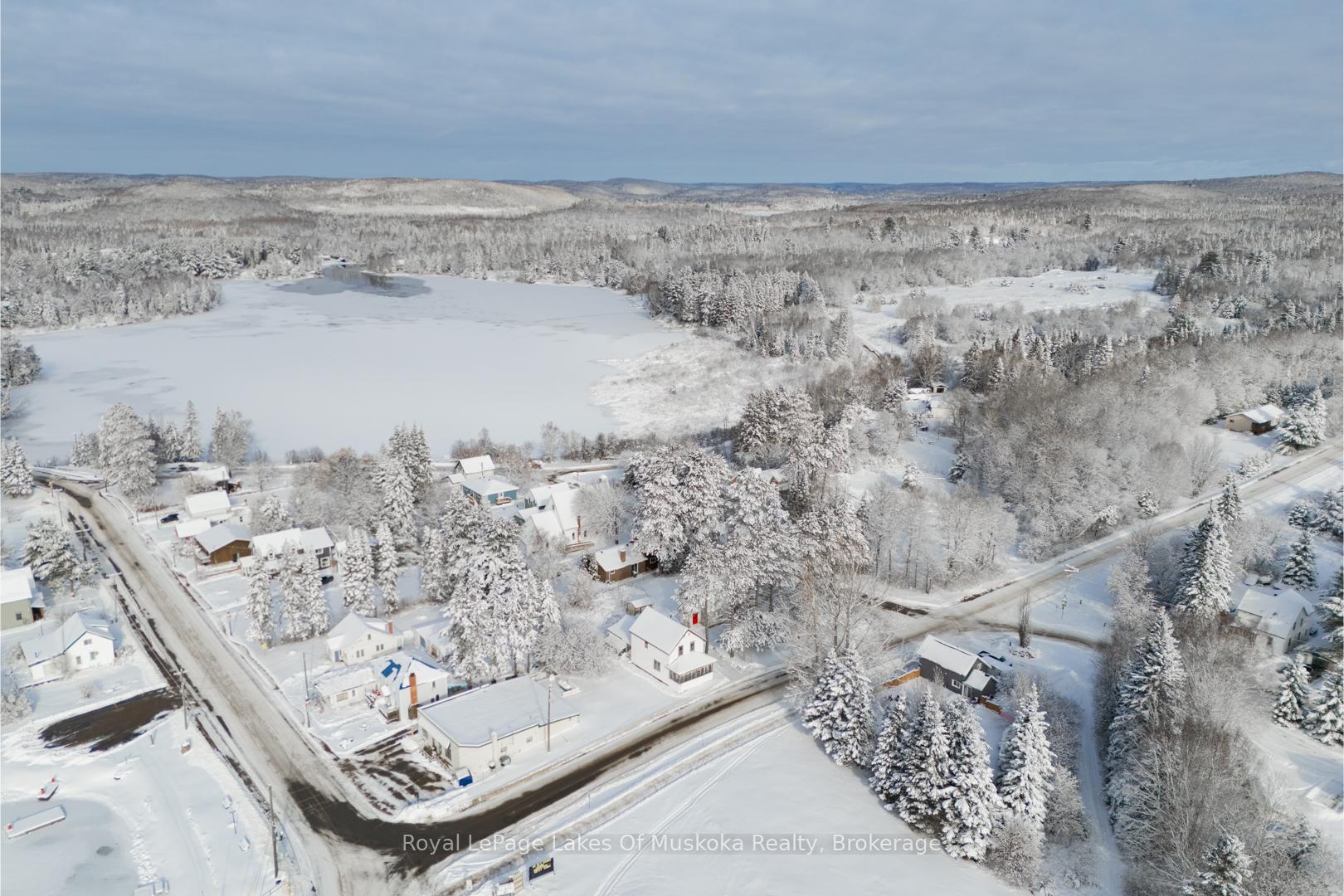 Photo 34 of 12 Rain Lake Road, Kearney — HOMEH