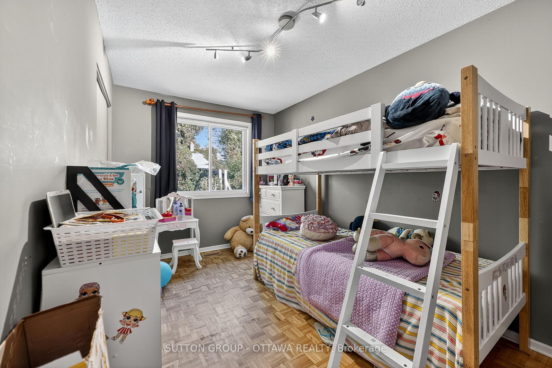 Photo 12 of 1000 Adley Road, Ottawa, Carson Grove — HOMEH