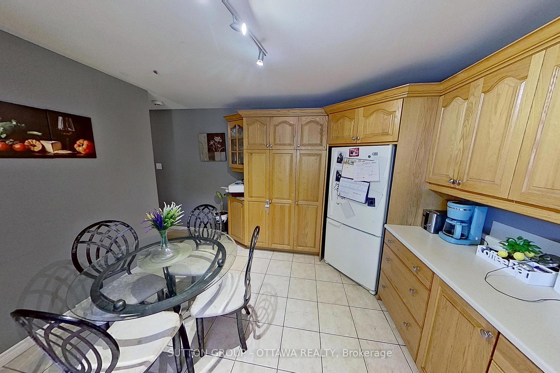Photo 18 of 1000 Adley Road, Ottawa, Carson Grove — HOMEH