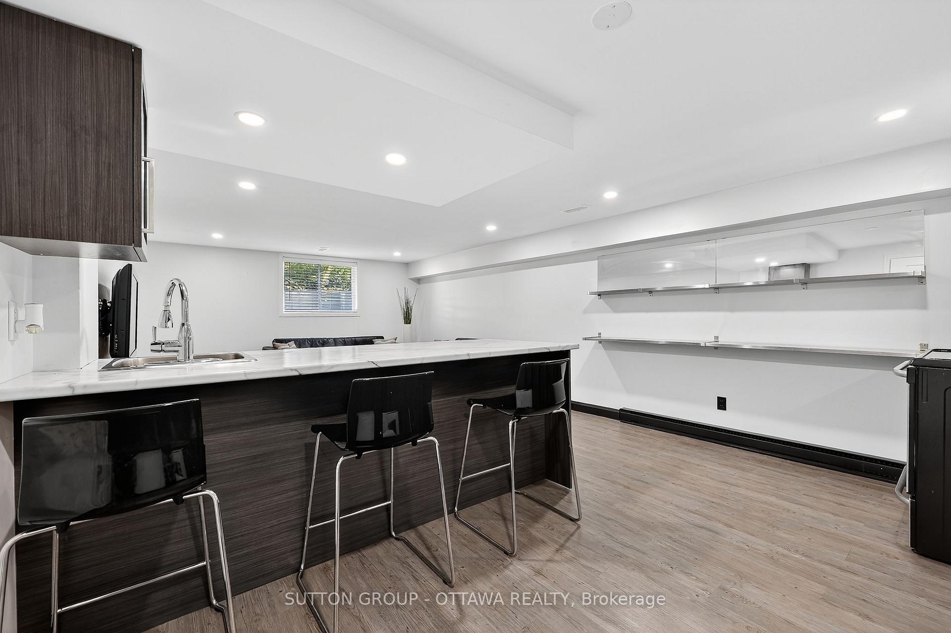 Photo 21 of 1000 Adley Road, Ottawa, Carson Grove — HOMEH