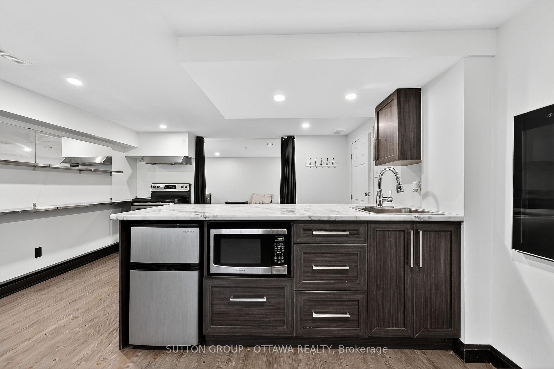 Photo 23 of 1000 Adley Road, Ottawa, Carson Grove — HOMEH