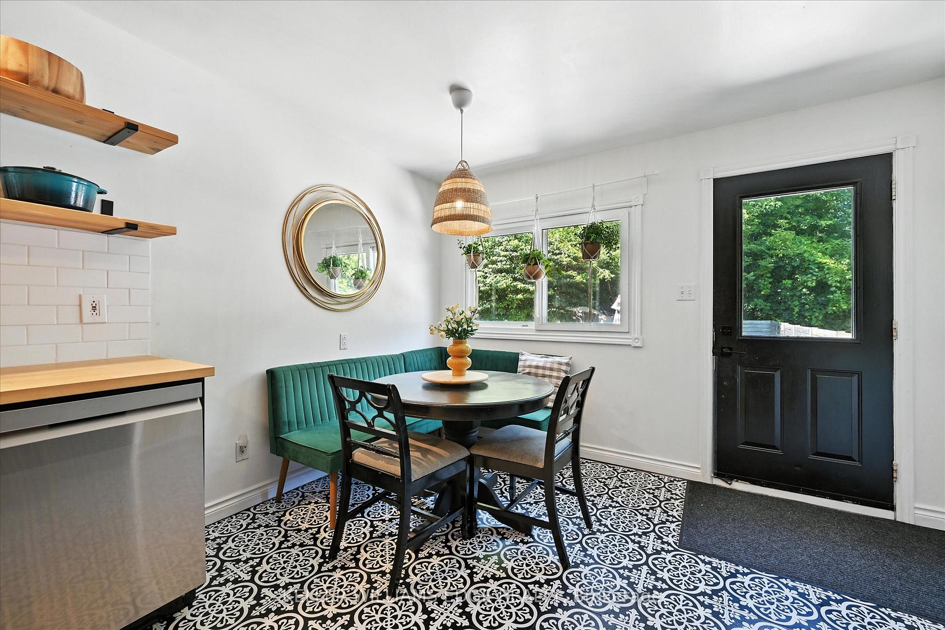 Photo 16 of 94 Royal Avenue, Hamilton, Ainslie Wood — HOMEH
