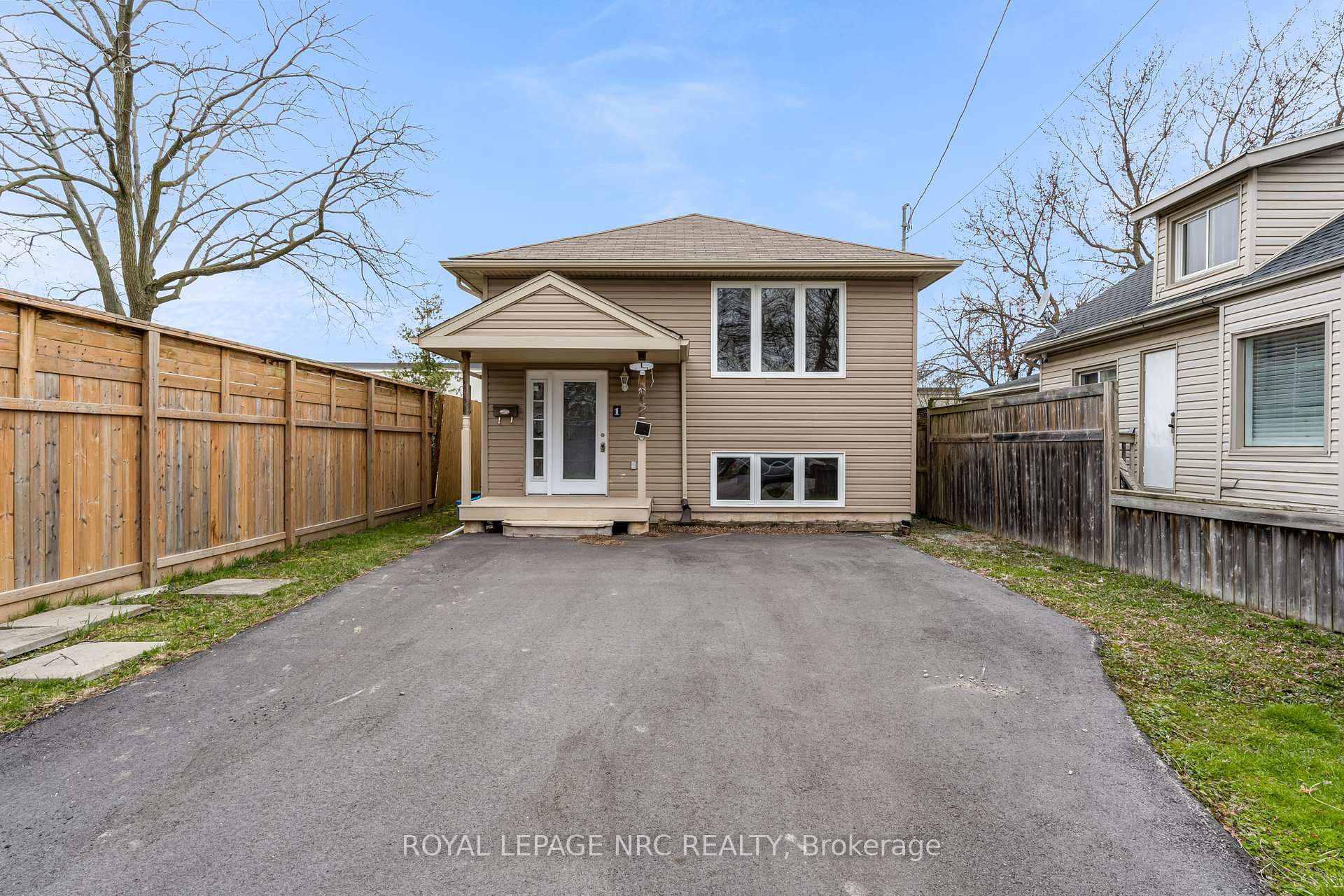 Photo 1 of 1 Thornton Street, St. Catharines, Secord Woods — HOMEH
