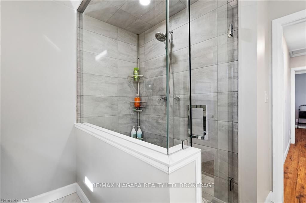 Photo 16 of 111 Sherman Drive, St. Catharines, Lakeport — HOMEH