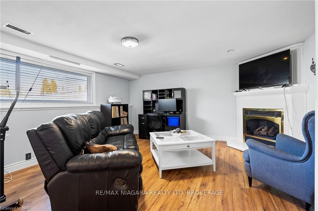 Photo 22 of 111 Sherman Drive, St. Catharines, Lakeport — HOMEH