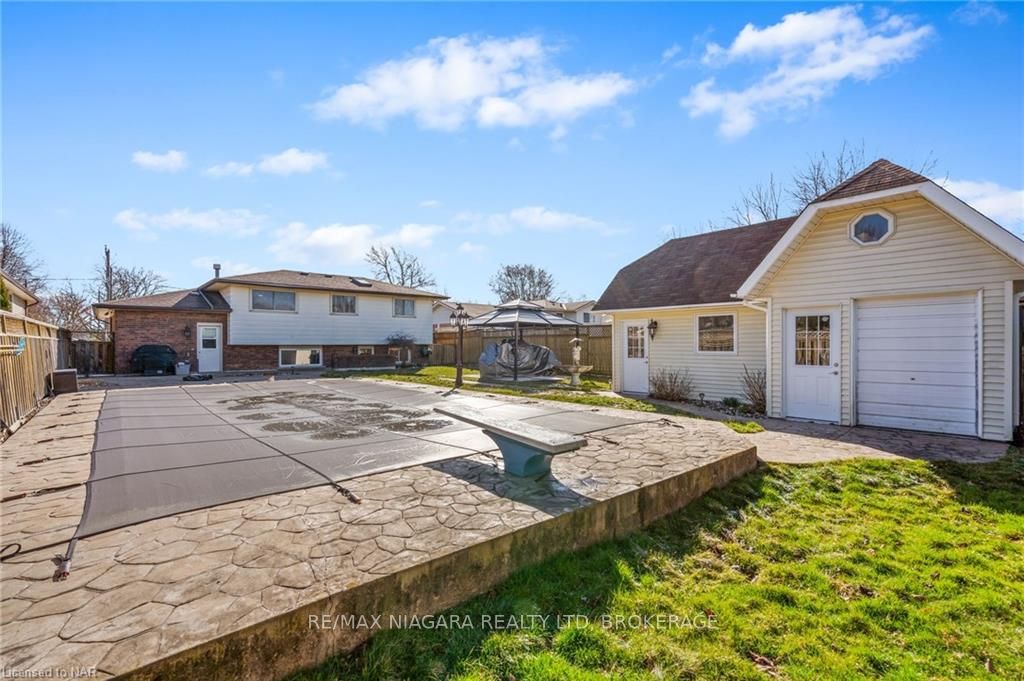 Photo 29 of 111 Sherman Drive, St. Catharines, Lakeport — HOMEH