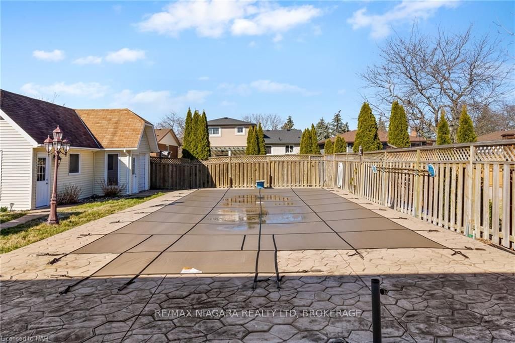 Photo 34 of 111 Sherman Drive, St. Catharines, Lakeport — HOMEH