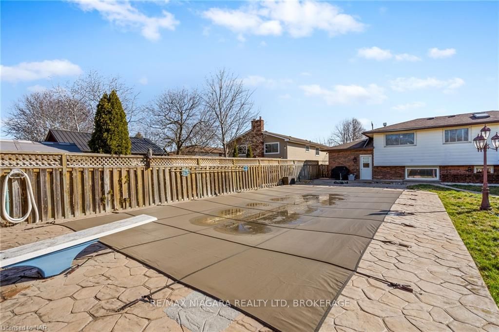 Photo 35 of 111 Sherman Drive, St. Catharines, Lakeport — HOMEH