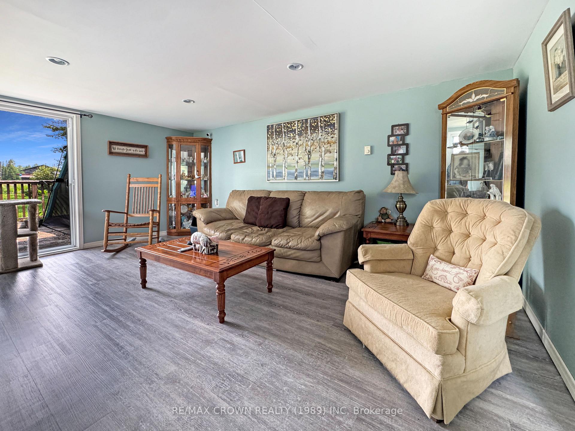 Photo 3 of 74 Riverside Drive, Hornepayne — HOMEH