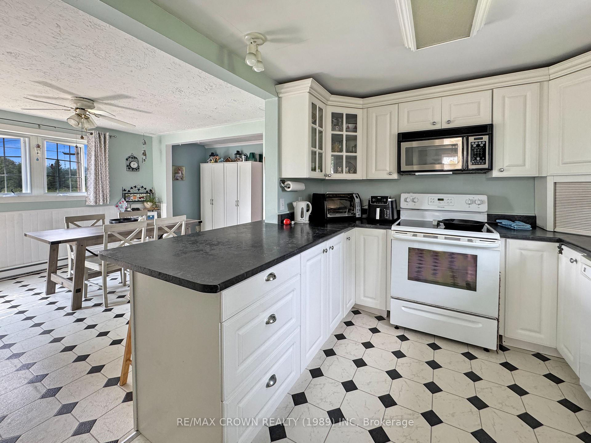 Photo 6 of 74 Riverside Drive, Hornepayne — HOMEH