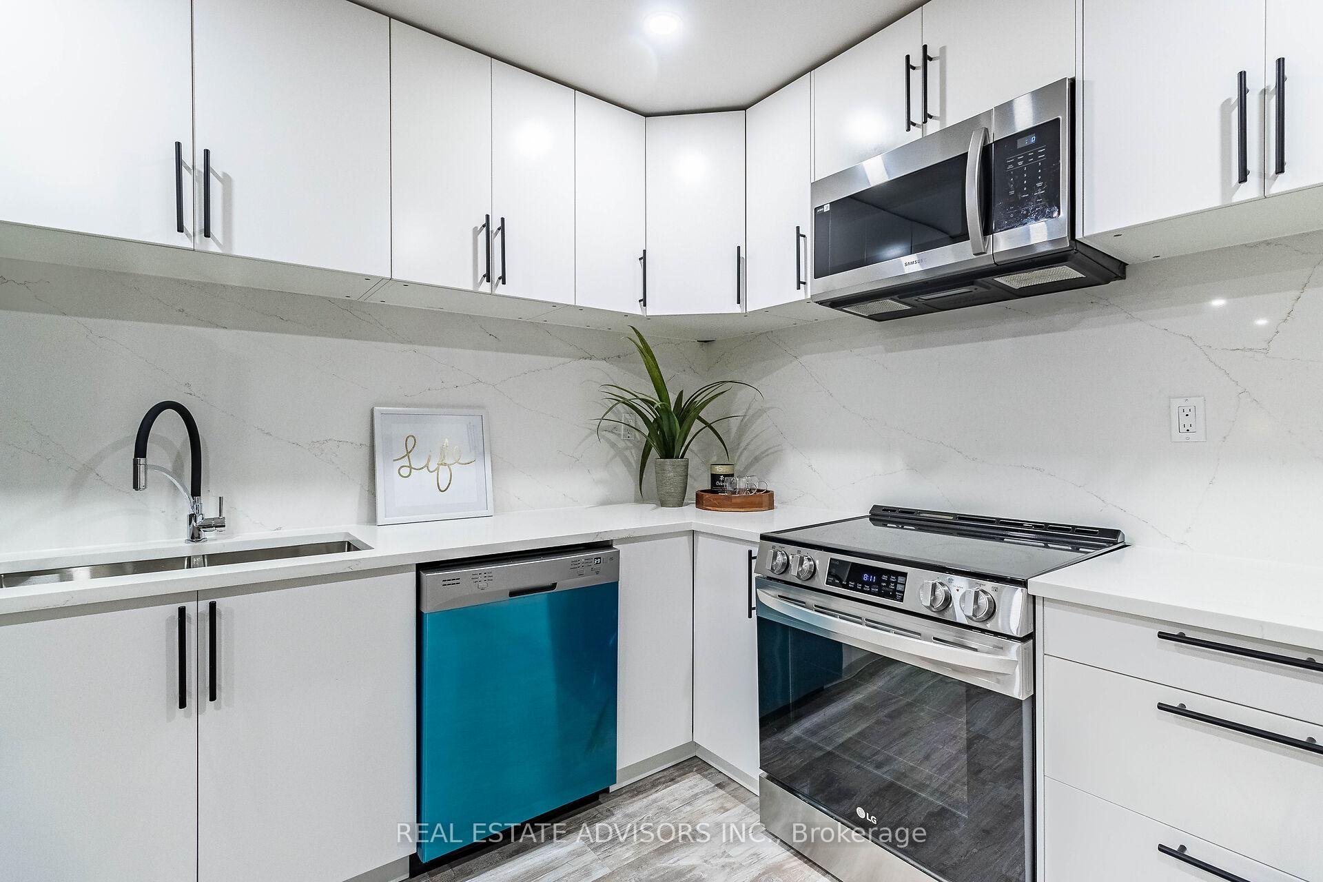 Photo 27 of 203 Browning Trail, Barrie, 400 North — HOMEH