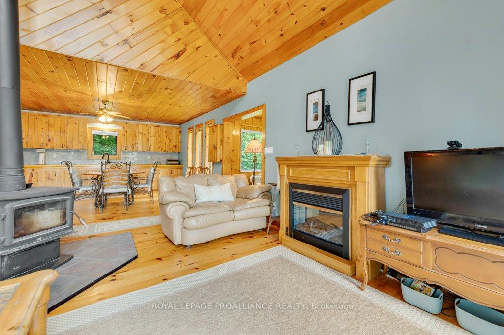 Photo 21 of 1018A Leisure Lane, North Frontenac, Frontenac North — HOMEH