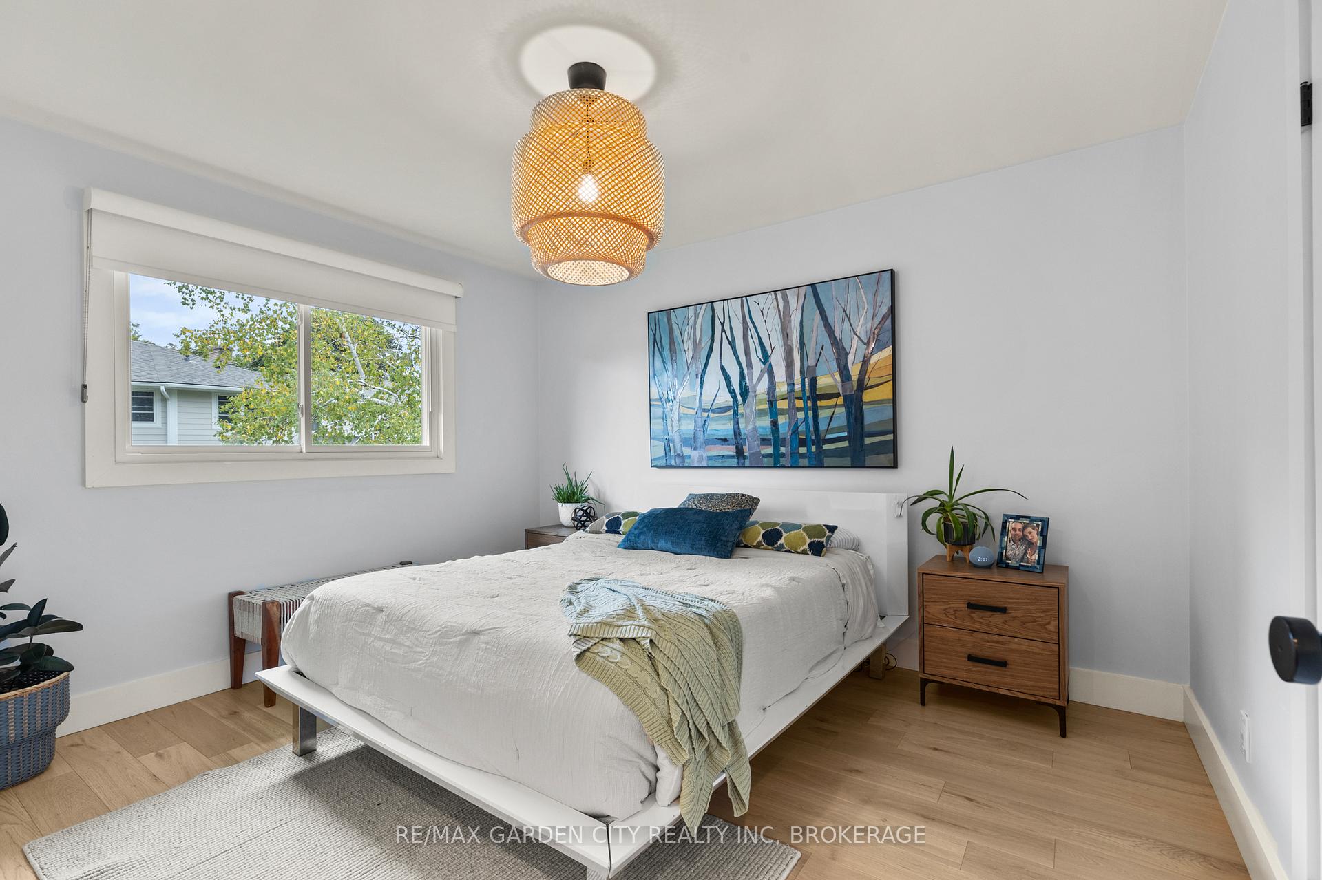 Photo 13 of 3 Cardinal Circle, St. Catharines, Vine/Linwell — HOMEH