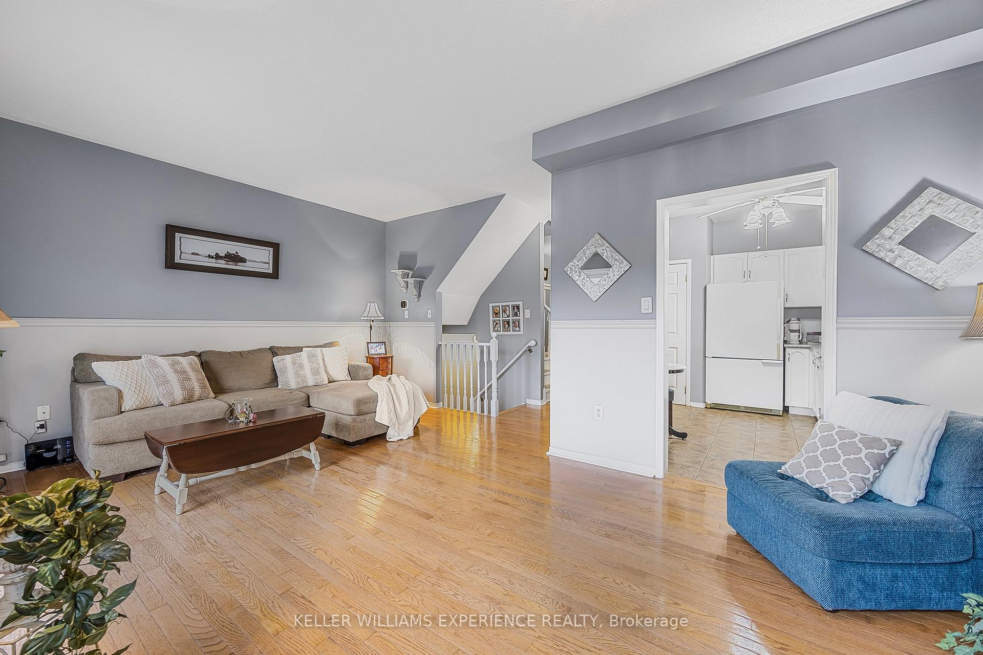 Photo 14 of 70 Bruce Crescent, Barrie, Bayshore — HOMEH