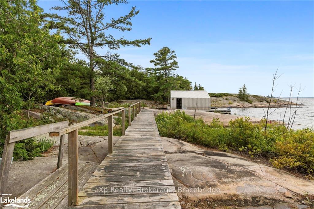 Photo 4 of Island 227C, Carling — HOMEH