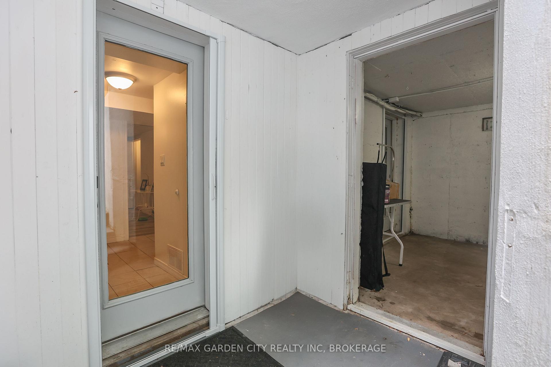 Photo 34 of 18 Wakil Drive, St. Catharines, Glendale/Glenridge — HOMEH