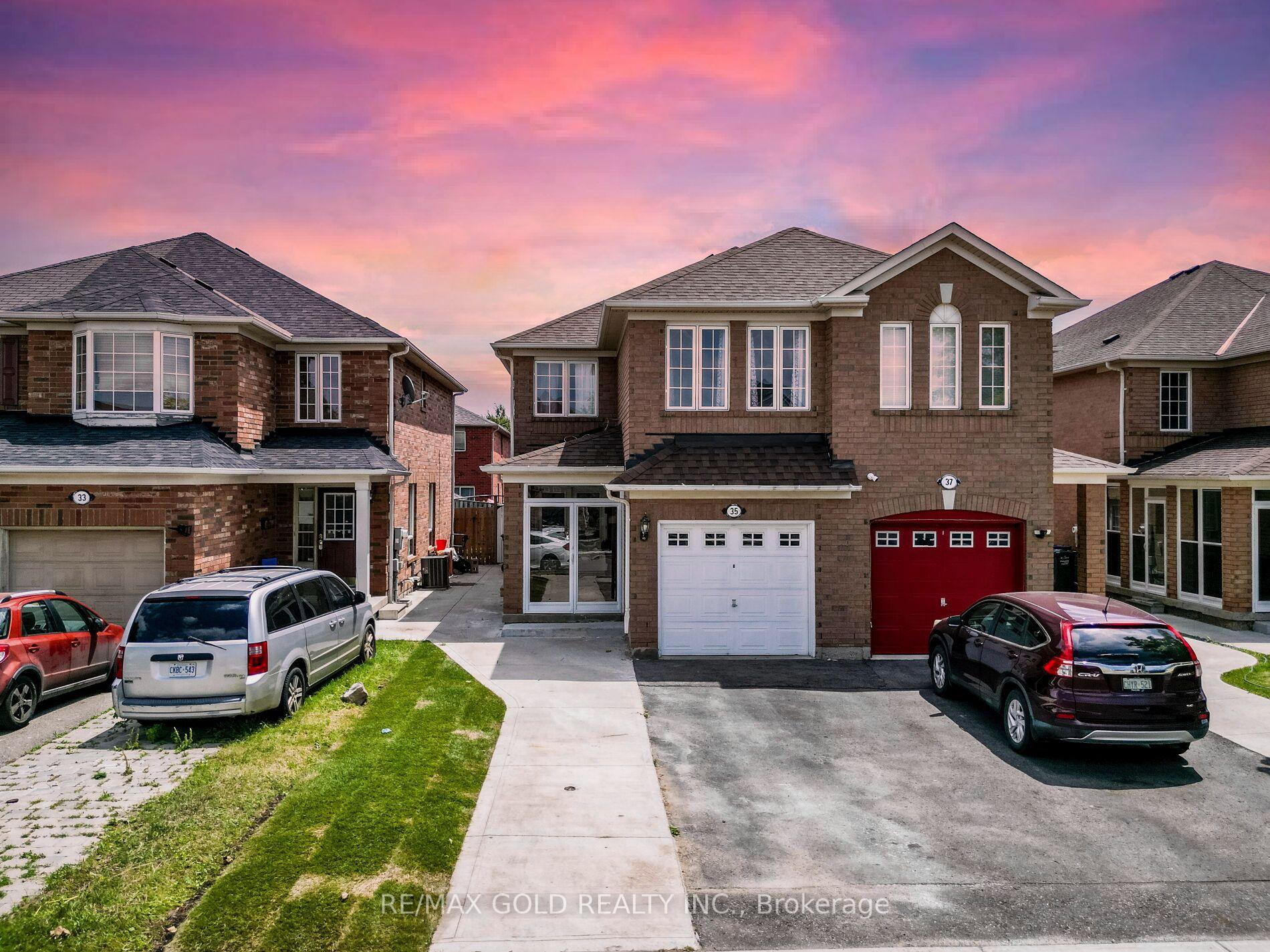 Front of 35 Garibaldi Drive