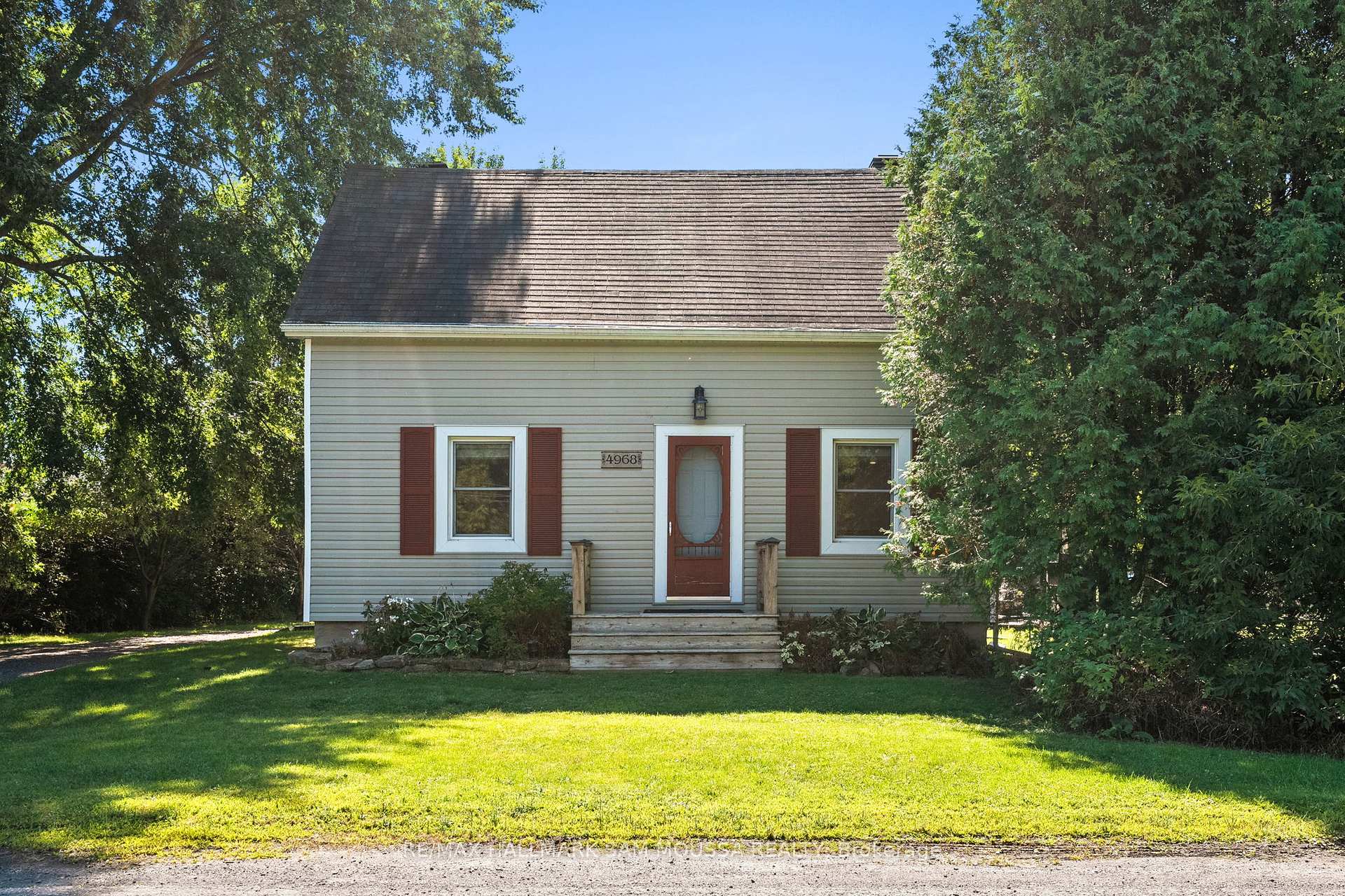 Photo 3 of 4968 Thunder Road, Ottawa, Carlsbad Springs — HOMEH