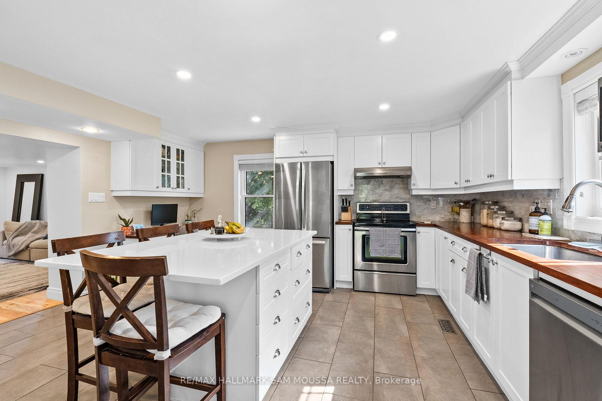 Photo 9 of 4968 Thunder Road, Ottawa, Carlsbad Springs — HOMEH