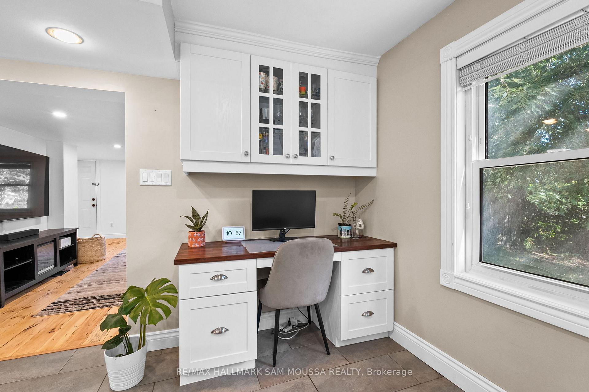 Photo 12 of 4968 Thunder Road, Ottawa, Carlsbad Springs — HOMEH