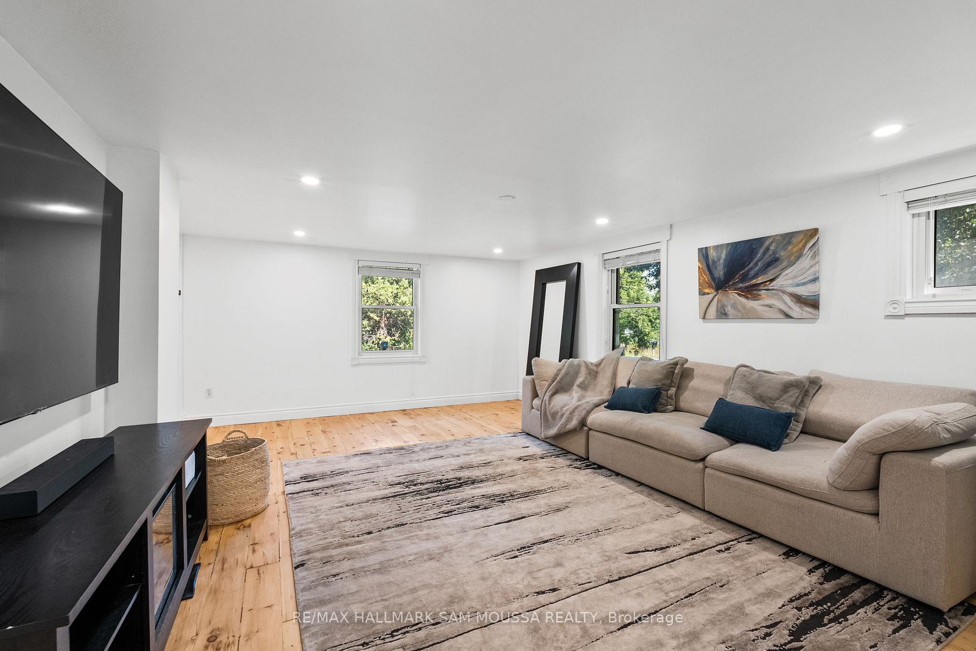 Photo 15 of 4968 Thunder Road, Ottawa, Carlsbad Springs — HOMEH