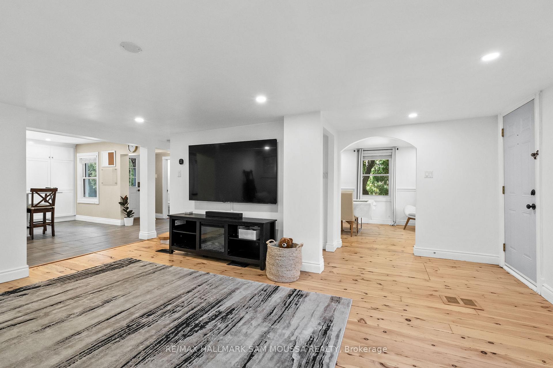 Photo 16 of 4968 Thunder Road, Ottawa, Carlsbad Springs — HOMEH