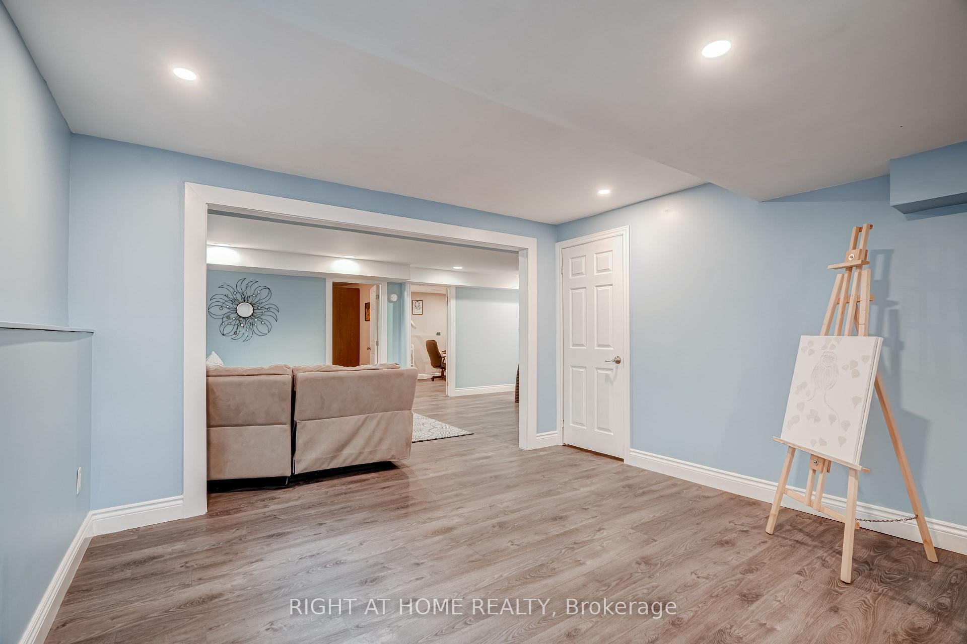 Photo 19 of 28 Peter Street, Barrie, Ardagh — HOMEH