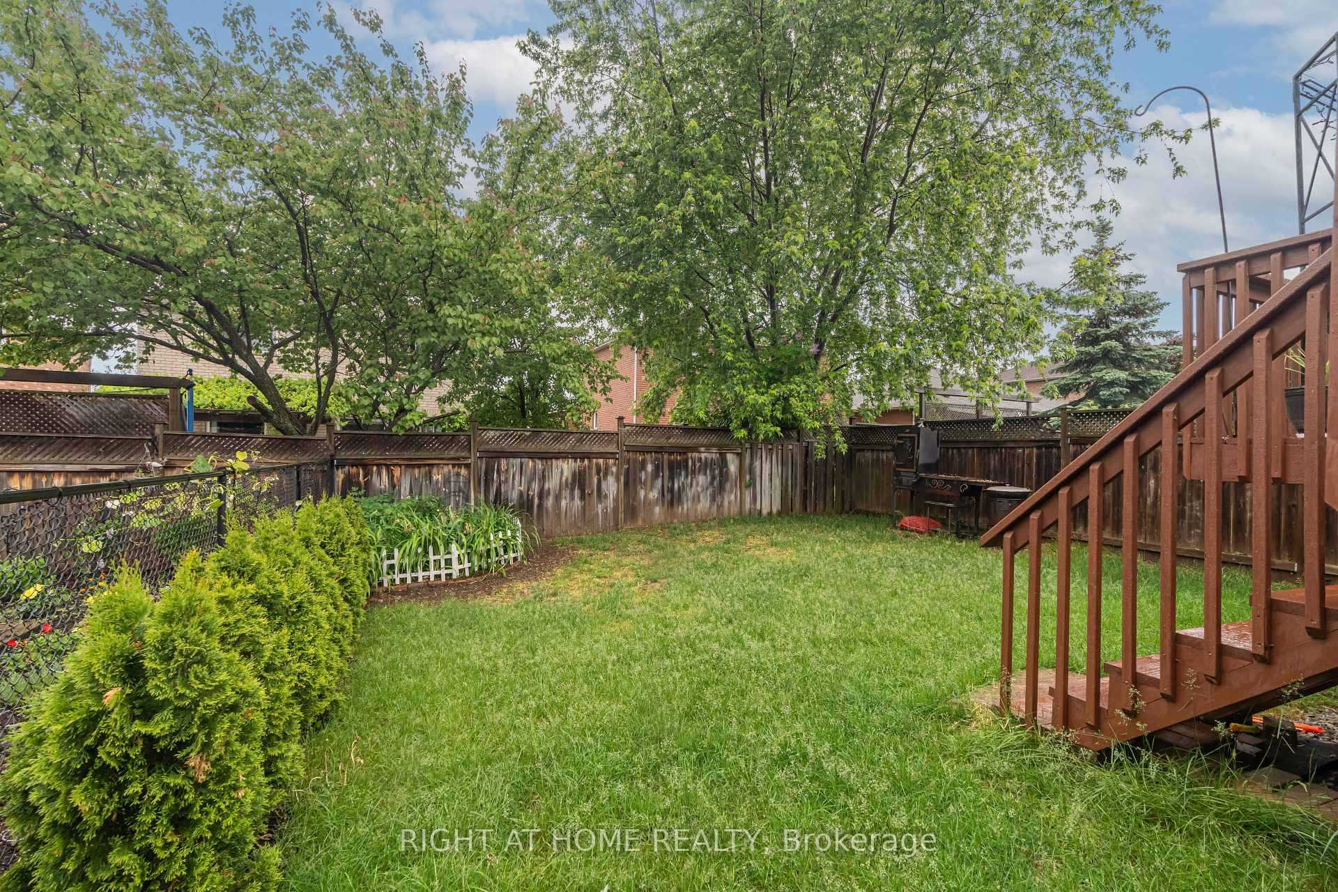 Photo 26 of 28 Peter Street, Barrie, Ardagh — HOMEH